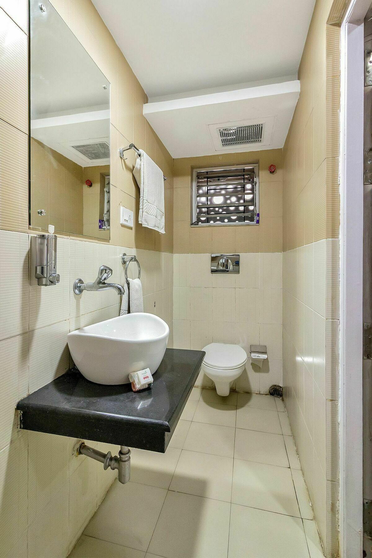 Oyo 8504 Namans Inn Calcutta  Esterno foto